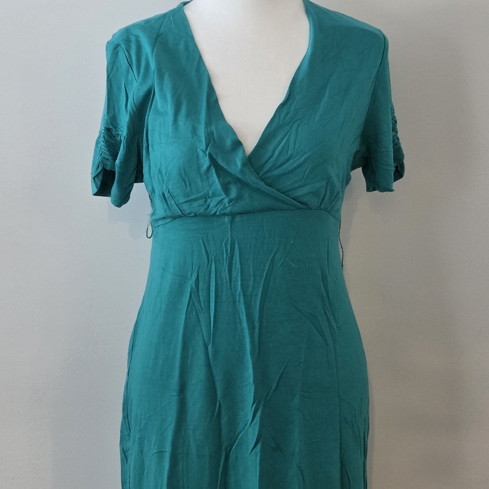 Teal V-Neck Long Sleeve Wrap-Style Women's Dress - Picture 1 of 4